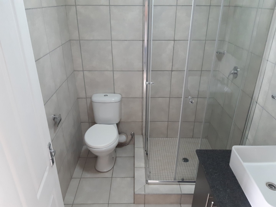 To Let  Bedroom Property for Rent in Van Der Hoff Park North West